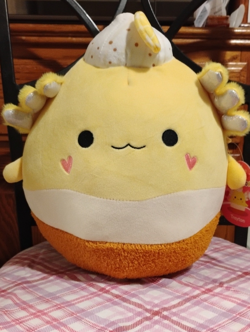 ๐ Squishmallows Treyton Lemon Meringue Axolotl 10" Valentineโs Day Edition ๐